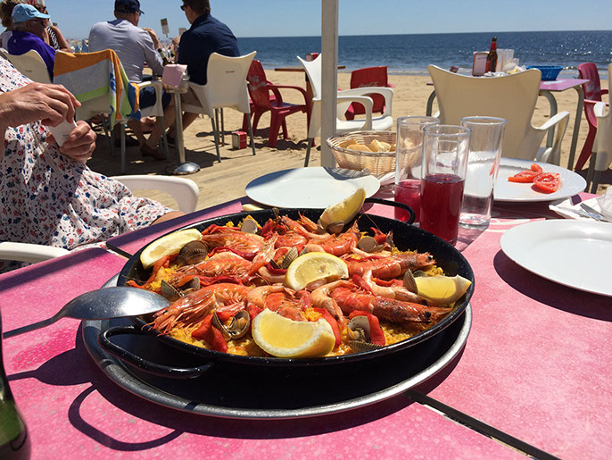 Paella de Mariscos am Strand - traumhaft lecker Paella de Mariscos am Strand - traumhaft lecker